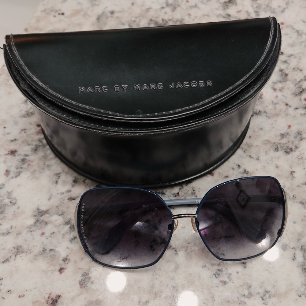 Vintage Marc by Marc Jacobs MMJ 098/S Sunglasses